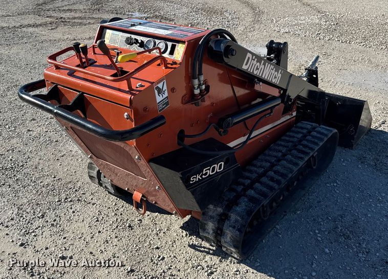 image for item ER0239 2005 Ditch Witch SK500 compact utility loader