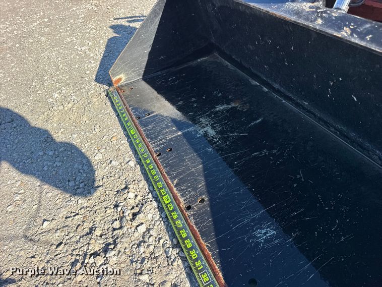 image for item ER0239 2005 Ditch Witch SK500 compact utility loader