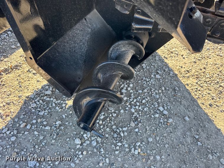 image for item ER0239 2005 Ditch Witch SK500 compact utility loader