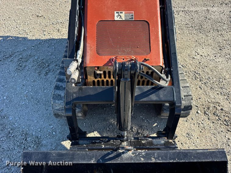 image for item ER0239 2005 Ditch Witch SK500 compact utility loader