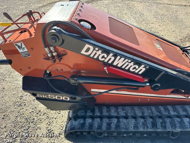 image for item ER0239 2005 Ditch Witch SK500 compact utility loader