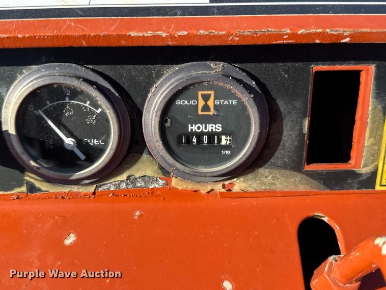 image for item ER0239 2005 Ditch Witch SK500 compact utility loader