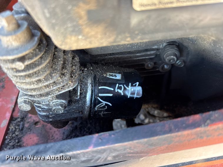 image for item ER0239 2005 Ditch Witch SK500 compact utility loader