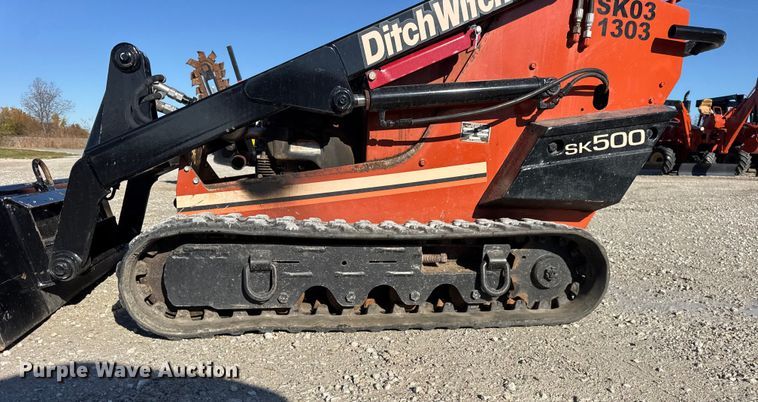 image for item ER0239 2005 Ditch Witch SK500 compact utility loader