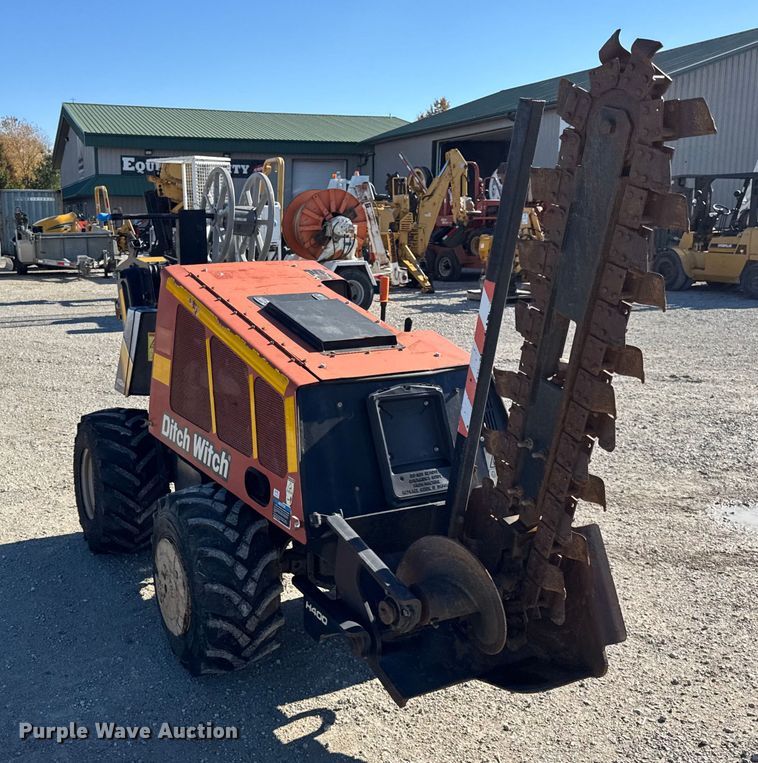 image for item ER0240 2015 Ditch Witch 410SX trencher