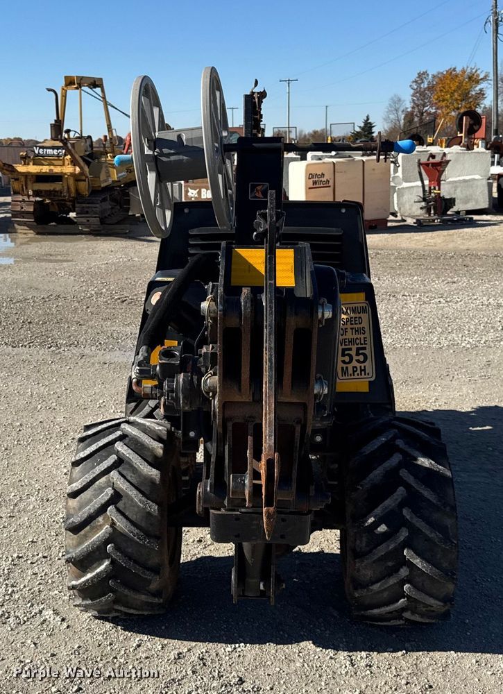image for item ER0240 2015 Ditch Witch 410SX trencher