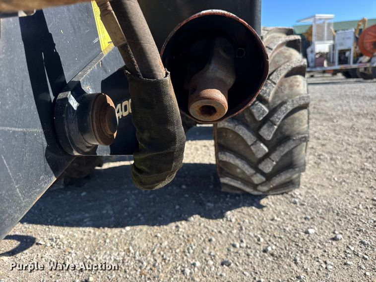 image for item ER0240 2015 Ditch Witch 410SX trencher