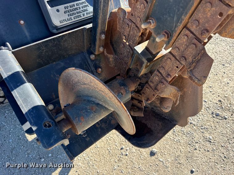 image for item ER0240 2015 Ditch Witch 410SX trencher