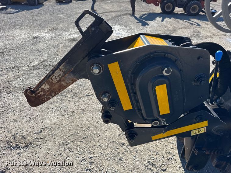 image for item ER0240 2015 Ditch Witch 410SX trencher