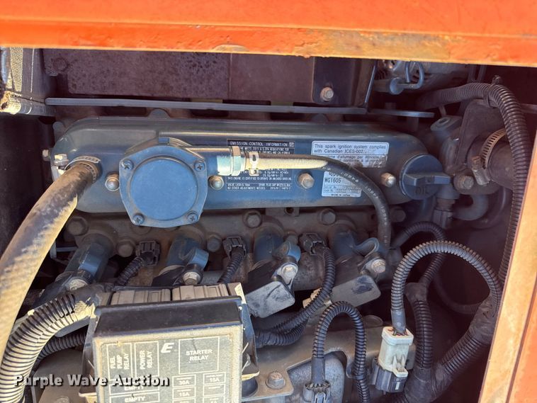 image for item ER0240 2015 Ditch Witch 410SX trencher