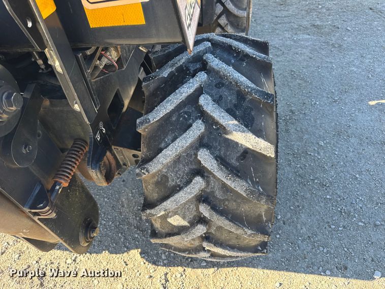 image for item ER0240 2015 Ditch Witch 410SX trencher