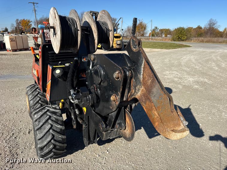 image for item ER0241 2017 Ditch Witch 410SX trencher