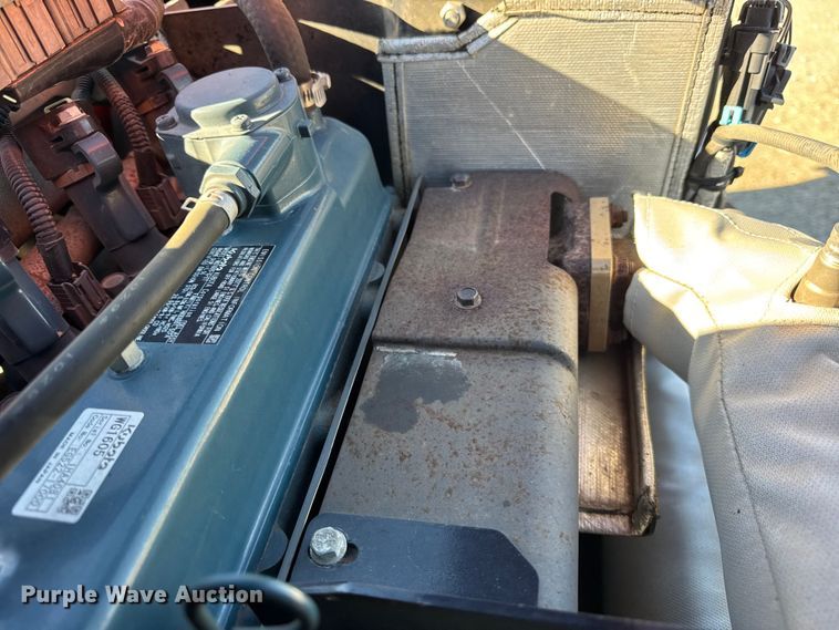 image for item ER0241 2017 Ditch Witch 410SX trencher