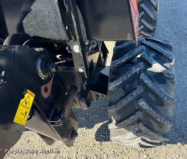 image for item ER0241 2017 Ditch Witch 410SX trencher