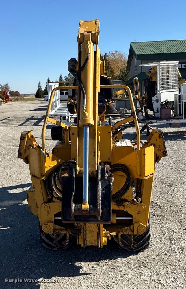 image for item ER0242 1997 Vermeer LM42 cable plow