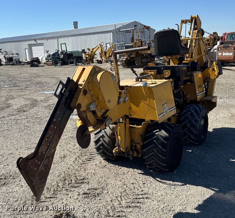 image for item ER0242 1997 Vermeer LM42 cable plow