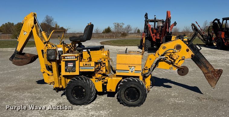 image for item ER0242 1997 Vermeer LM42 cable plow