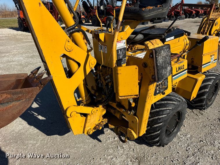 image for item ER0242 1997 Vermeer LM42 cable plow