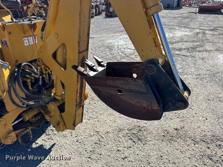 image for item ER0242 1997 Vermeer LM42 cable plow