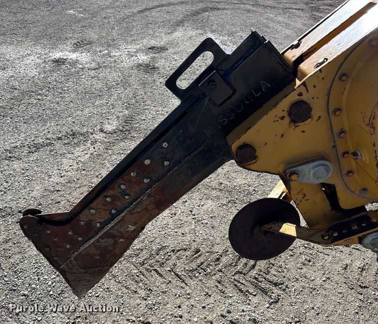 image for item ER0242 1997 Vermeer LM42 cable plow