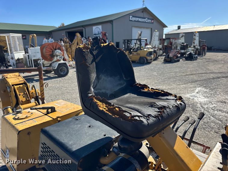 image for item ER0242 1997 Vermeer LM42 cable plow