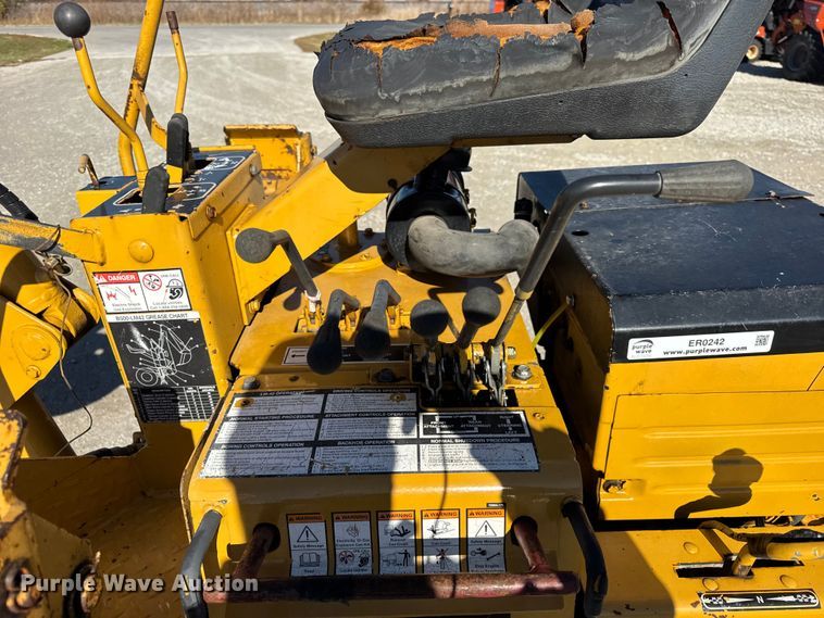 image for item ER0242 1997 Vermeer LM42 cable plow