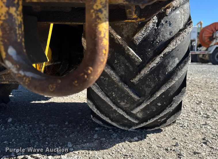 image for item ER0242 1997 Vermeer LM42 cable plow