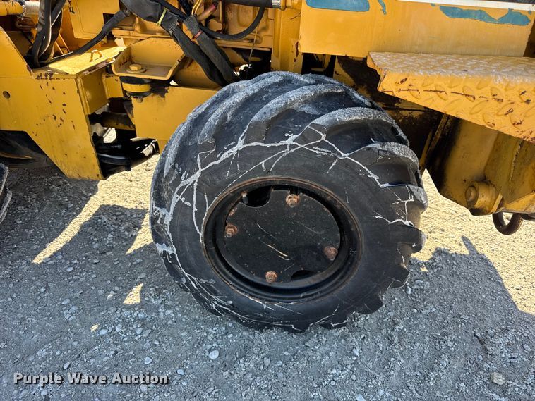 image for item ER0242 1997 Vermeer LM42 cable plow