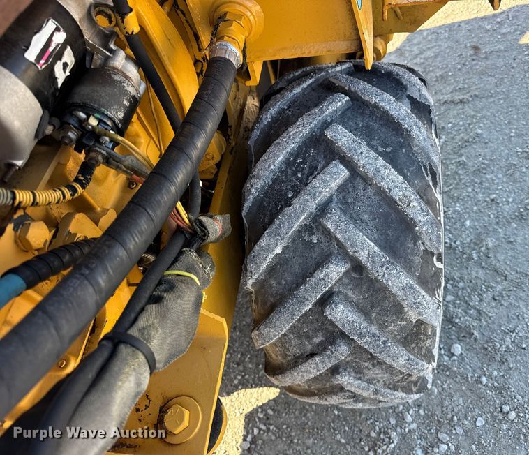 image for item ER0242 1997 Vermeer LM42 cable plow