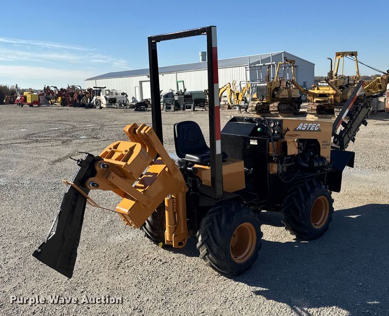 image for item ER0243 2007 Astec Maxi- Sneaker Series D trencher