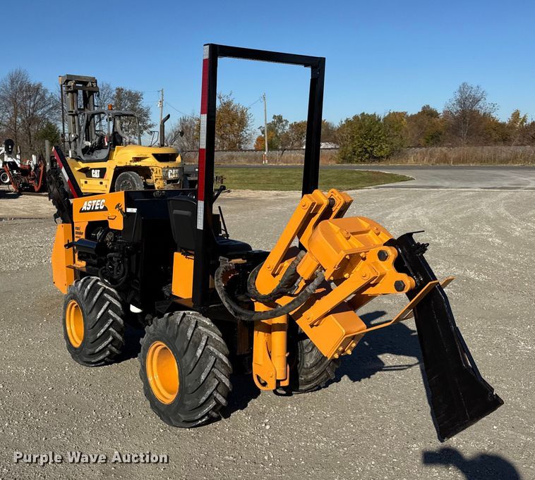 image for item ER0243 2007 Astec Maxi- Sneaker Series D trencher