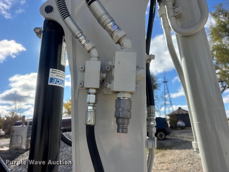 image for item ER0246 Takeuchi TB350R mini excavator