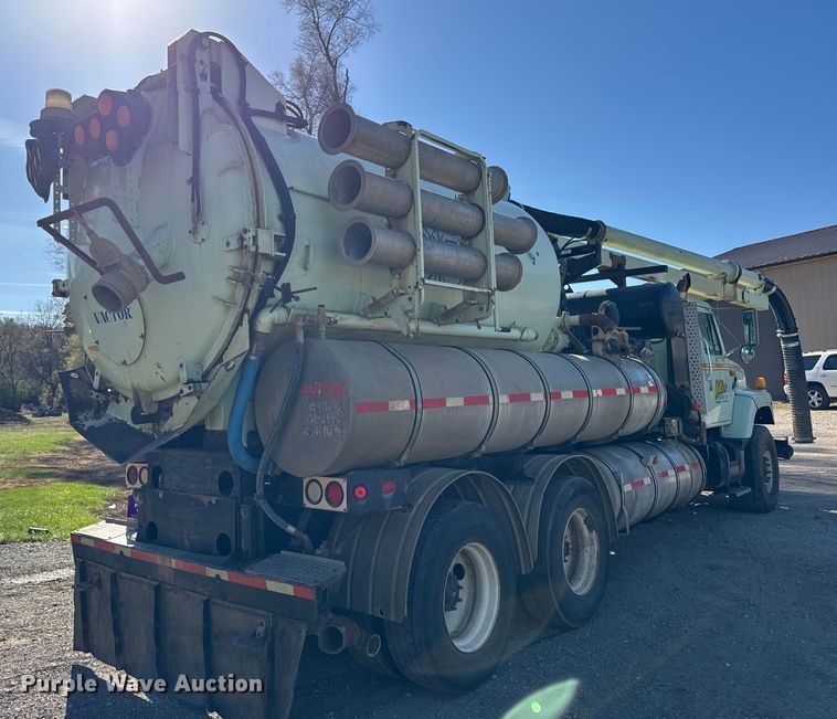 image for item ER0257 2000 International F-2674 sewer jetter truck