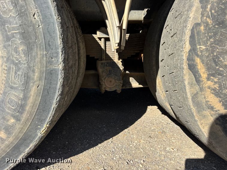 image for item ER0257 2000 International F-2674 sewer jetter truck