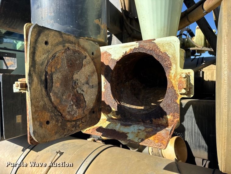 image for item ER0257 2000 International F-2674 sewer jetter truck