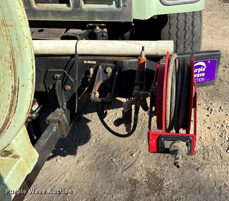 image for item ER0257 2000 International F-2674 sewer jetter truck