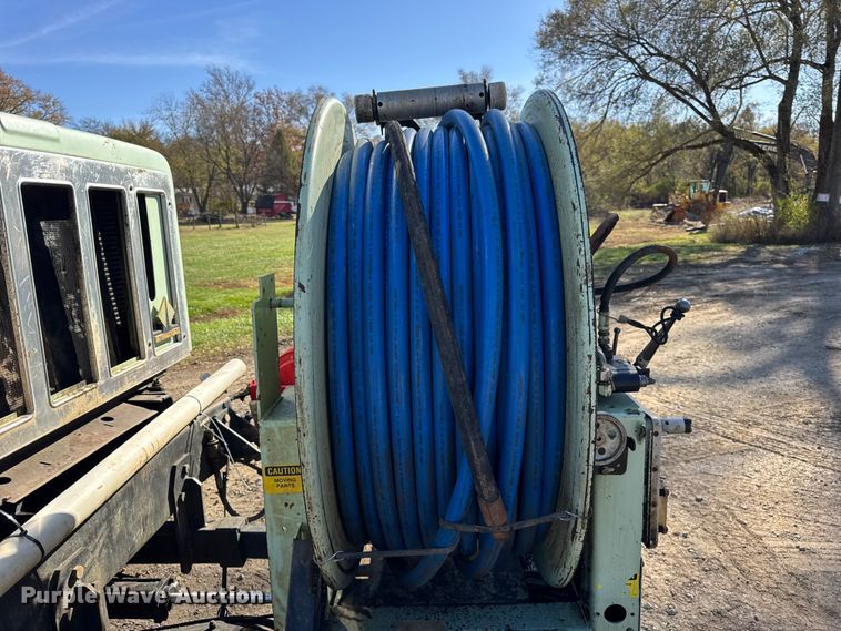 image for item ER0257 2000 International F-2674 sewer jetter truck