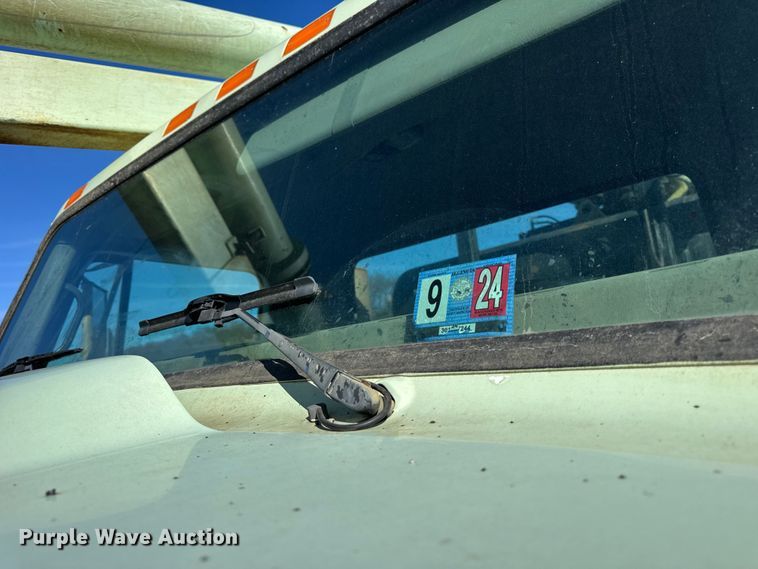 image for item ER0257 2000 International F-2674 sewer jetter truck