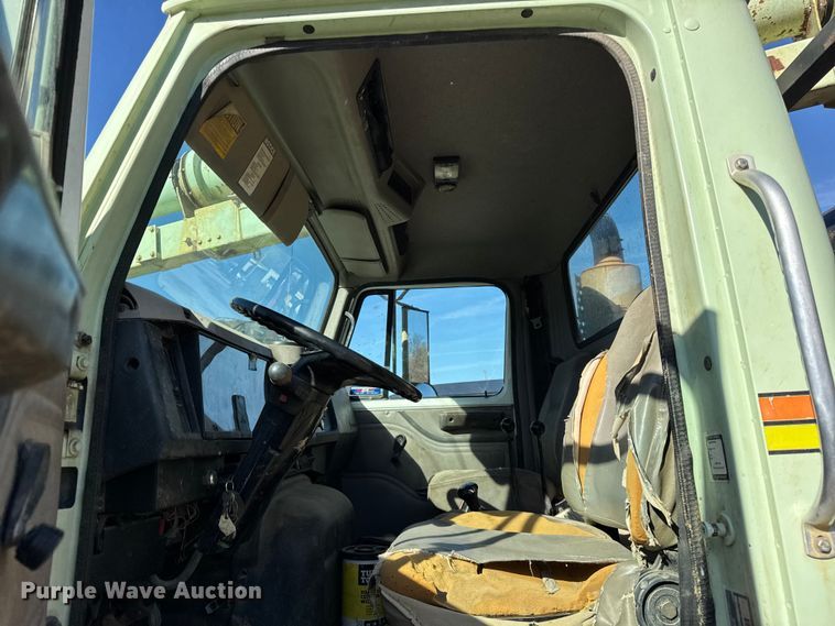 image for item ER0257 2000 International F-2674 sewer jetter truck