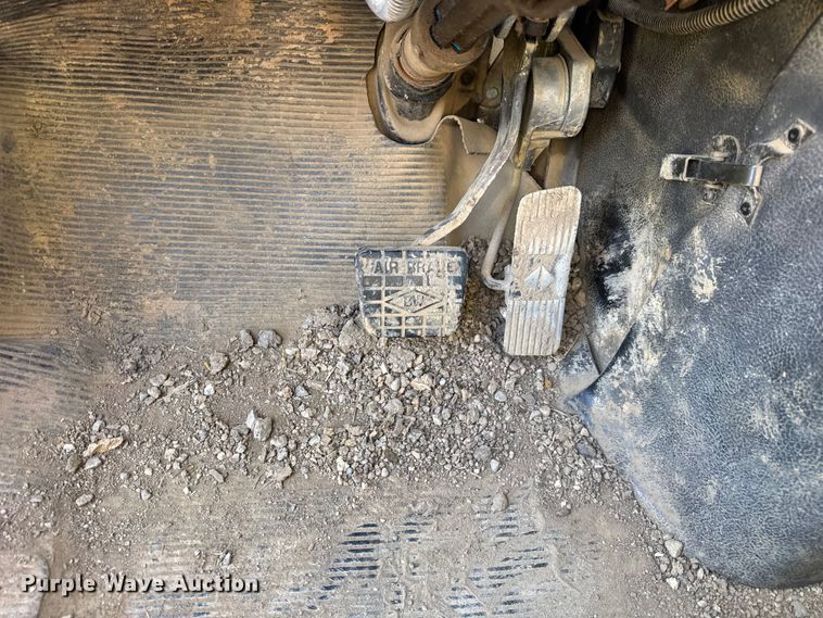 image for item ER0257 2000 International F-2674 sewer jetter truck