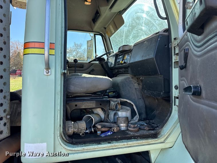 image for item ER0257 2000 International F-2674 sewer jetter truck