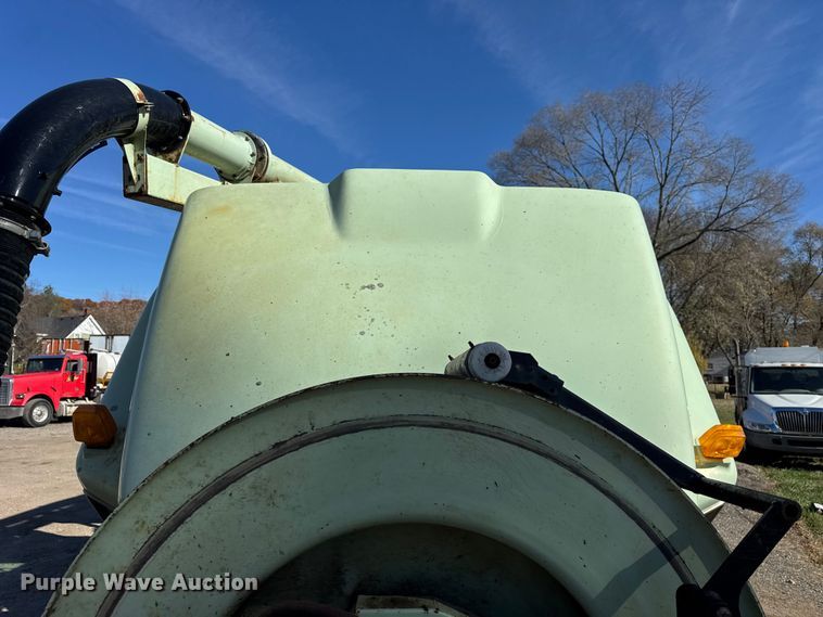 image for item ER0257 2000 International F-2674 sewer jetter truck