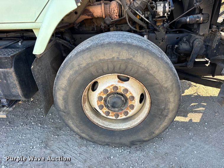 image for item ER0257 2000 International F-2674 sewer jetter truck