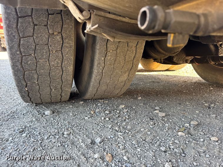 image for item ER0257 2000 International F-2674 sewer jetter truck