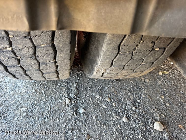 image for item ER0257 2000 International F-2674 sewer jetter truck