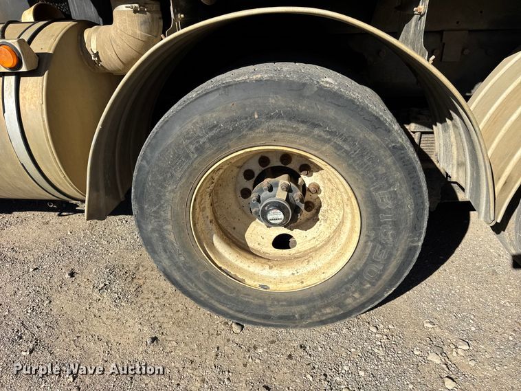 image for item ER0257 2000 International F-2674 sewer jetter truck