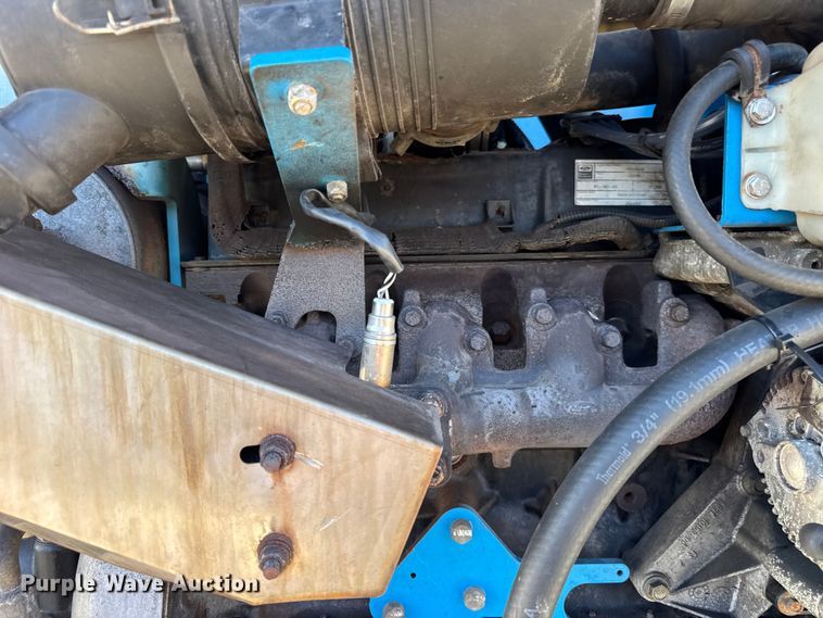 image for item ER0267 2005 Genie S85 boom lift