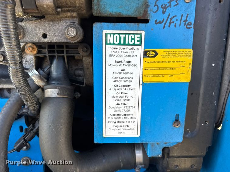 image for item ER0267 2005 Genie S85 boom lift