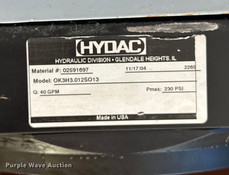 image for item ER0267 2005 Genie S85 boom lift