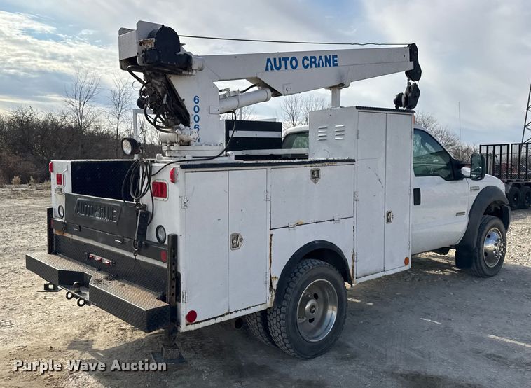 image for item ER0282 2005 Ford F450 Super Duty utility / service truck